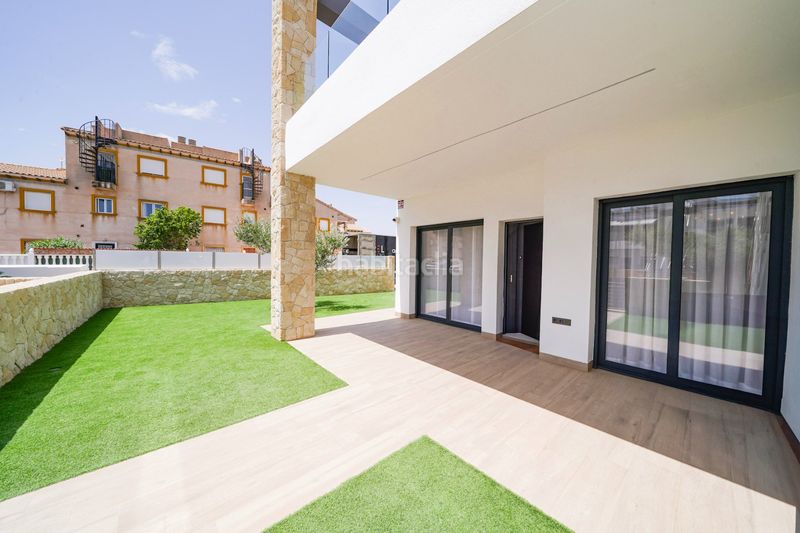 Foto ff4887f3-490a-4254-870c-ecd7bfb4b53b. Casa amb aparcament piscina a Pilar de la Horadada ciudad Pilar de la Horadada