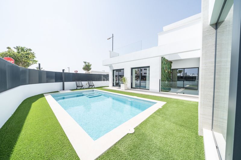 Foto 3f9cdb59-fb86-4960-b9f8-7165a5192309. Casa a Mar Menor golf Torre - Pacheco