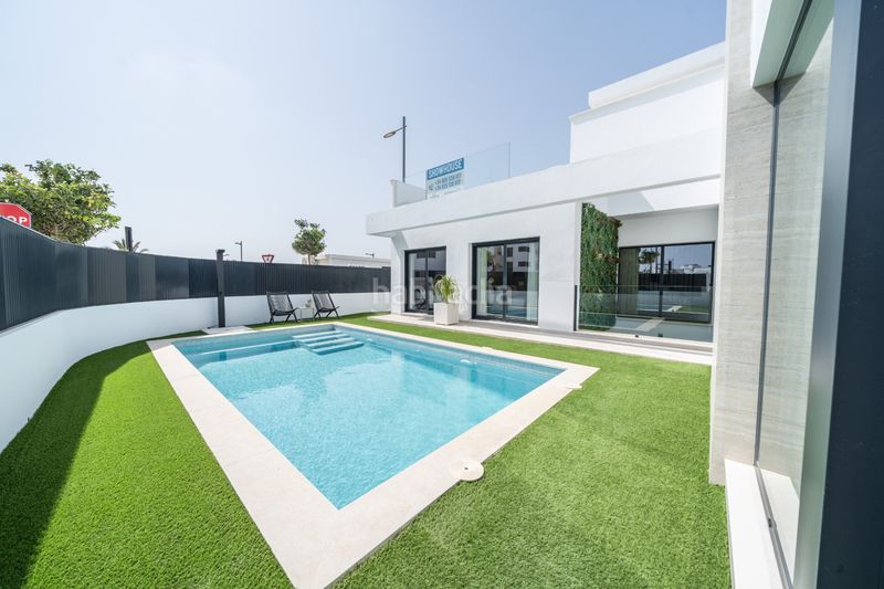 Foto 68c4f155-cab8-4d8d-b59a-81d334f583fd. Casa a Mar Menor golf Torre - Pacheco