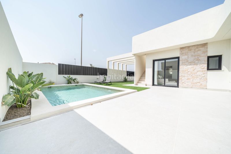 Foto c2055e0e-1028-4771-b514-74cd6b8182a0. Casa amb aparcament piscina a Roldán Torre - Pacheco