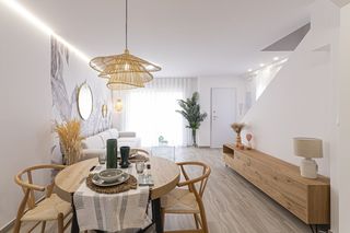 Casa en Tomás Maestre. Casa adosada cerca del marampnbspen la mangavivienda  ref gm007n
