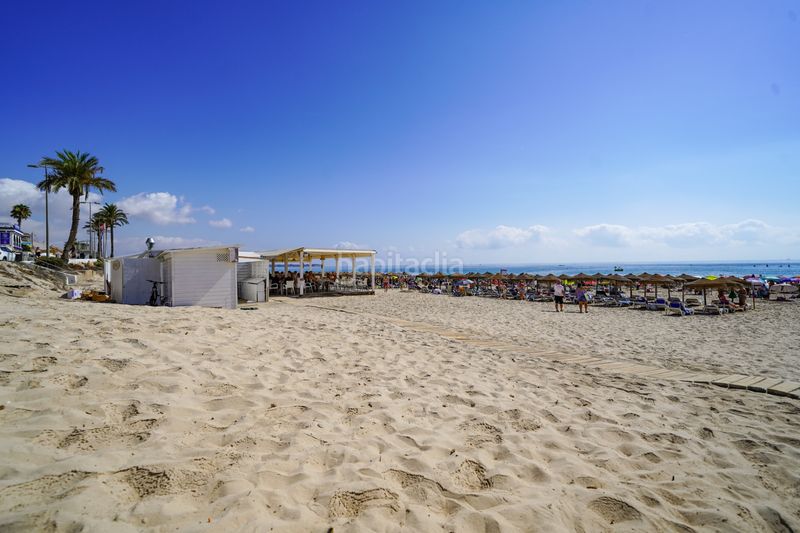 Foto 6cd91232-d758-42f5-ba8a-9ab250aa6d2c. Casa amb aparcament piscina a Mil Palmeras Pilar de la Horadada