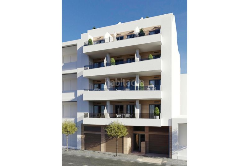 Foto b39677ed-f0b1-453d-b51d-8e44034edcba. Casa amb piscina a Centro - Muelle Pesquero Torrevieja