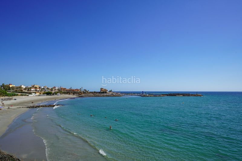 Foto eda51a15-8849-49e0-b7ba-2167e5a59af6. Casa amb aparcament piscina a Mil Palmeras Pilar de la Horadada