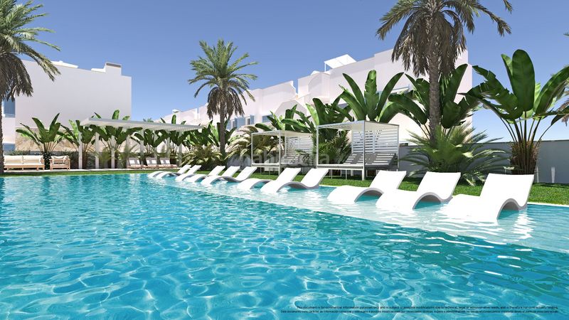 Foto 231aa461-4ecf-4f0f-99ea-35cdf8882708. Flat with parking pool in Mil Palmeras Pilar de la Horadada