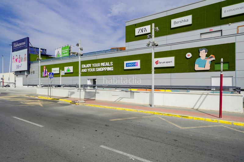 Foto ebe8a835-0bda-494f-ab63-d7e619d83b10. Casa adossada amb aparcament piscina a Zona Carrefour - Urbanizaciones Torrevieja