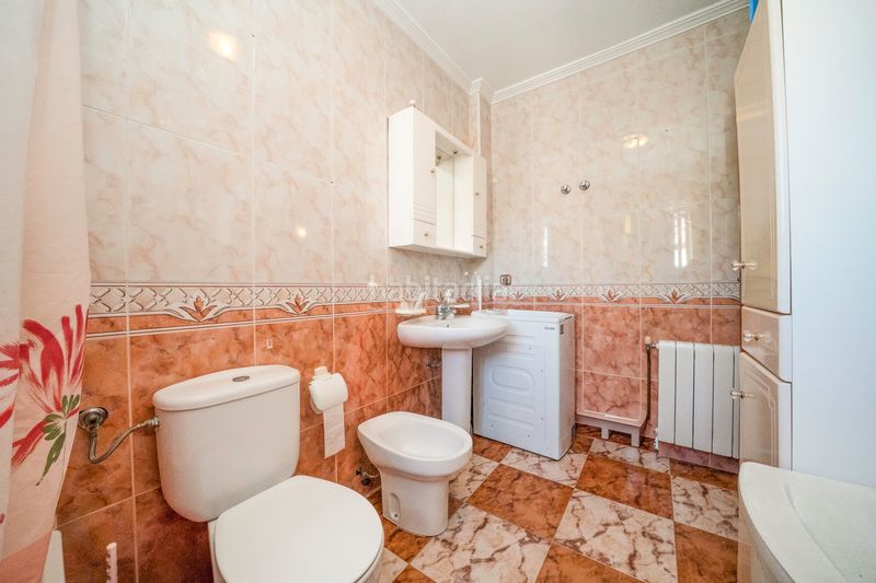 Foto 19fd6d2f-5b49-480b-9c6b-a402867f6e83. Casa amb piscina a La Regia Orihuela