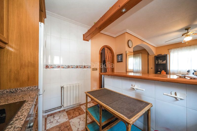 Foto 7fb8e970-1a65-4c61-bf3f-42762e31e88c. Casa amb piscina a La Regia Orihuela