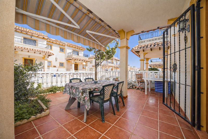 Foto 9ccbd043-296b-4e12-b471-af3453a8011e. Casa amb piscina a La Regia Orihuela