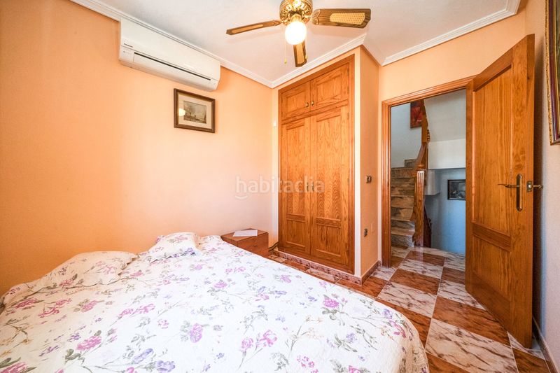 Foto a73671e8-bc6a-4b39-9af7-e3df08fe2f61. Casa amb piscina a La Regia Orihuela