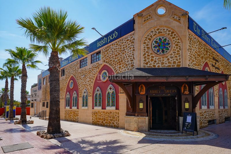 Foto d17a0b4d-d8c0-4f6d-af99-7c1d541d787a. Casa amb piscina a La Regia Orihuela