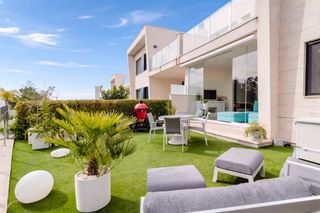 Casa en El Pinar de Campoverde. Ref. mt574apartamento en planta baja de 85 msup2 construidos, co