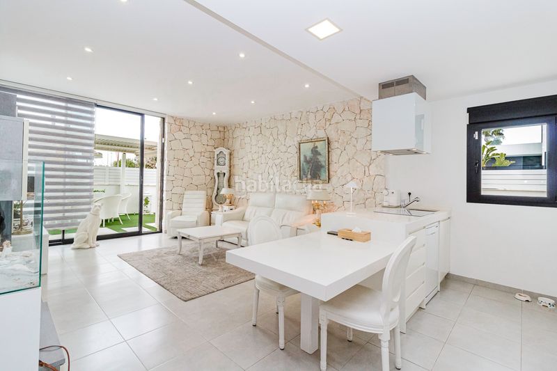 Foto 372617c9-36cc-4a67-88c1-b8b5640bc2a1. Pis amb aparcament piscina a Sucina Murcia