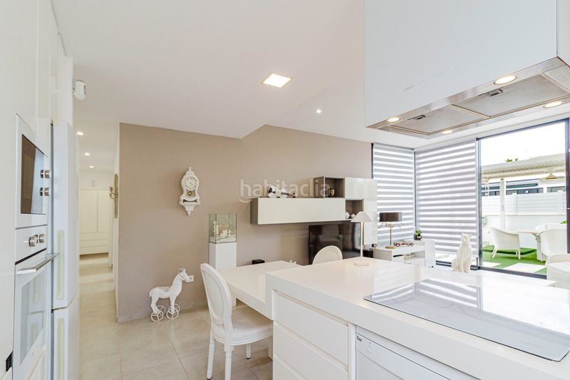 Foto 653d8471-5be7-4547-8bfc-2558c26b0a89. Pis amb aparcament piscina a Sucina Murcia