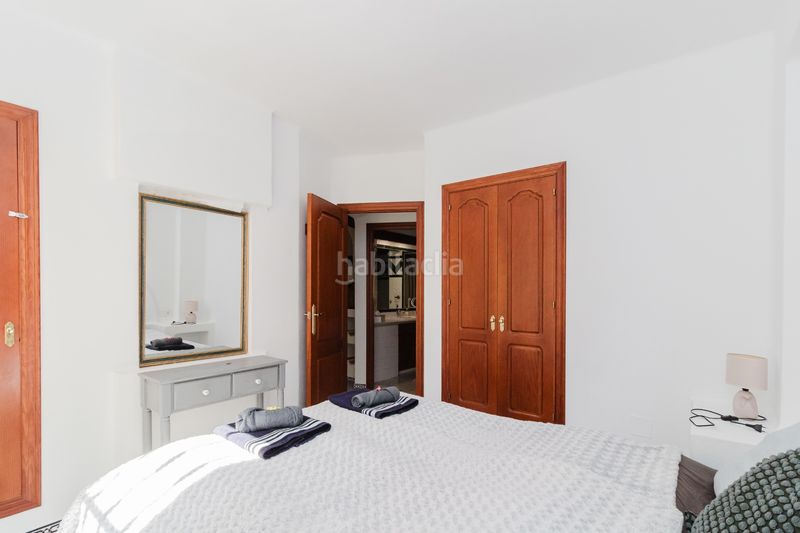 Foto 6868fdf5-cf8b-4eea-afc5-0715b9b5f050. Apartament amb piscina a Zona Playa de los Locos Torrevieja