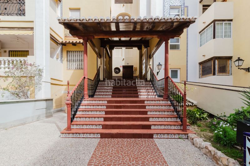 Foto 8ea72275-72fb-4de3-aed2-399c9ca89a81. Apartament amb piscina a Zona Playa de los Locos Torrevieja