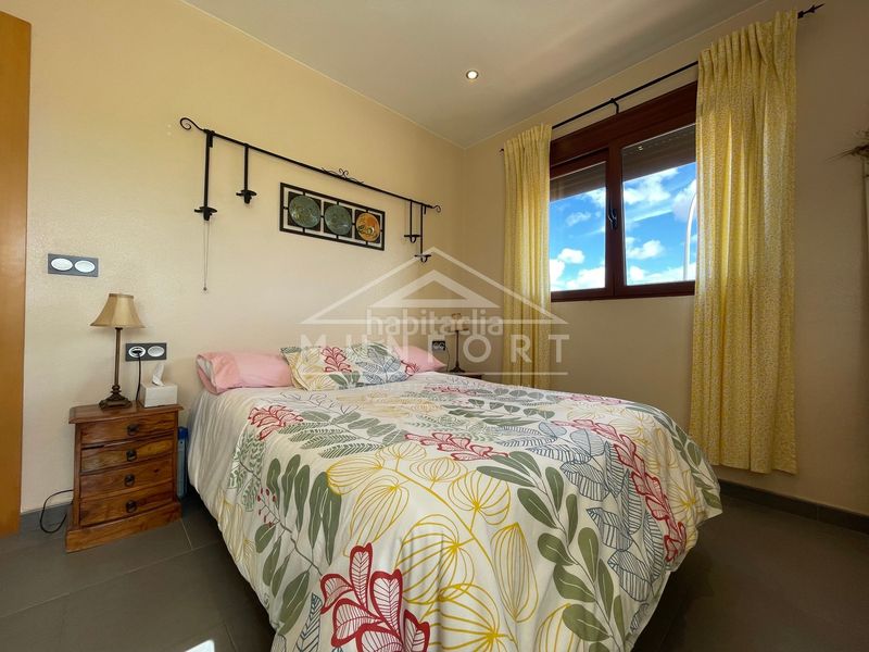 Foto 04cb303f-2413-4fbc-b124-704bd320e3ed. Casa villa en los narejos con 5 dormitorios, piscina comunitaria y parcela de 117 msup2vivienda ref dh1765 dormitoriosjardiacuten de 11 en Alcázares (Los)