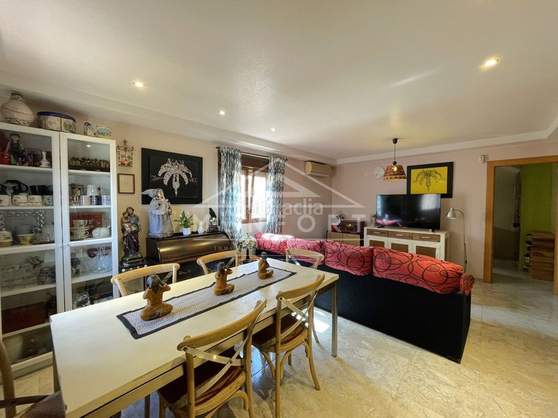 Foto 08c2b628-1981-4b5f-9ff2-7c8f573dec56. Casa villa en los narejos con 5 dormitorios, piscina comunitaria y parcela de 117 msup2vivienda ref dh1765 dormitoriosjardiacuten de 11 en Alcázares (Los)