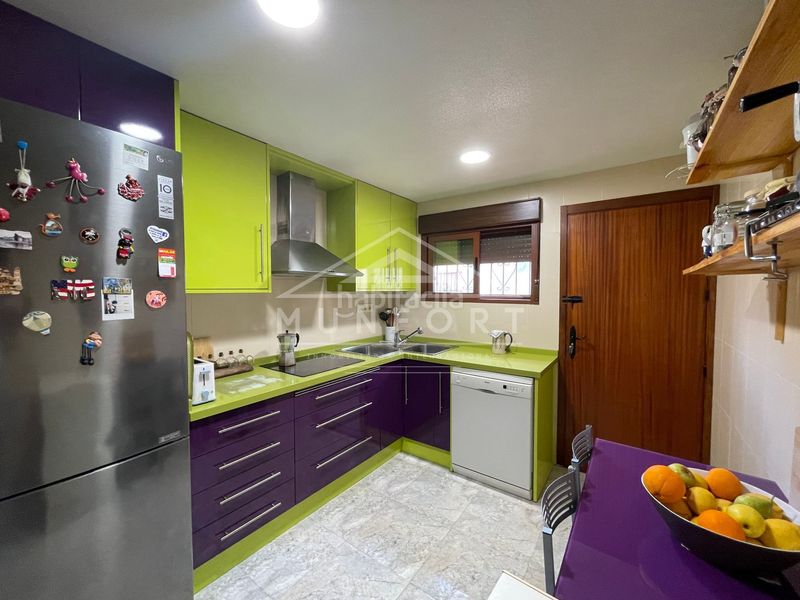 Foto 0d872297-aba0-44af-8732-c4fc4d463de8. Casa villa en los narejos con 5 dormitorios, piscina comunitaria y parcela de 117 msup2vivienda ref dh1765 dormitoriosjardiacuten de 11 en Alcázares (Los)