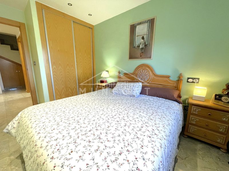 Foto 163e21e5-9d07-49b0-bf32-6f9ac4c09ec3. Casa villa en los narejos con 5 dormitorios, piscina comunitaria y parcela de 117 msup2vivienda ref dh1765 dormitoriosjardiacuten de 11 en Alcázares (Los)