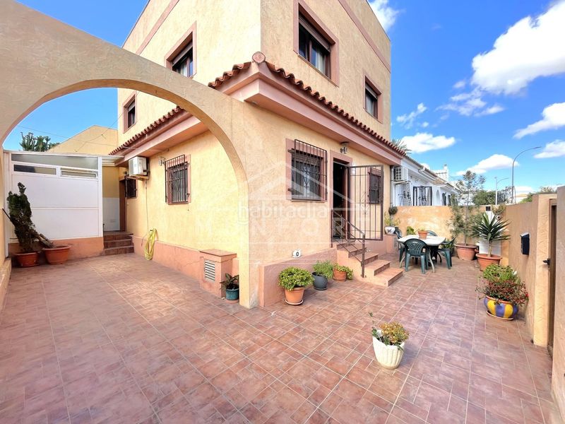 Foto 92b5786b-80d5-49ea-9fb2-beeef568343b. Casa villa en los narejos con 5 dormitorios, piscina comunitaria y parcela de 117 msup2vivienda ref dh1765 dormitoriosjardiacuten de 11 en Alcázares (Los)