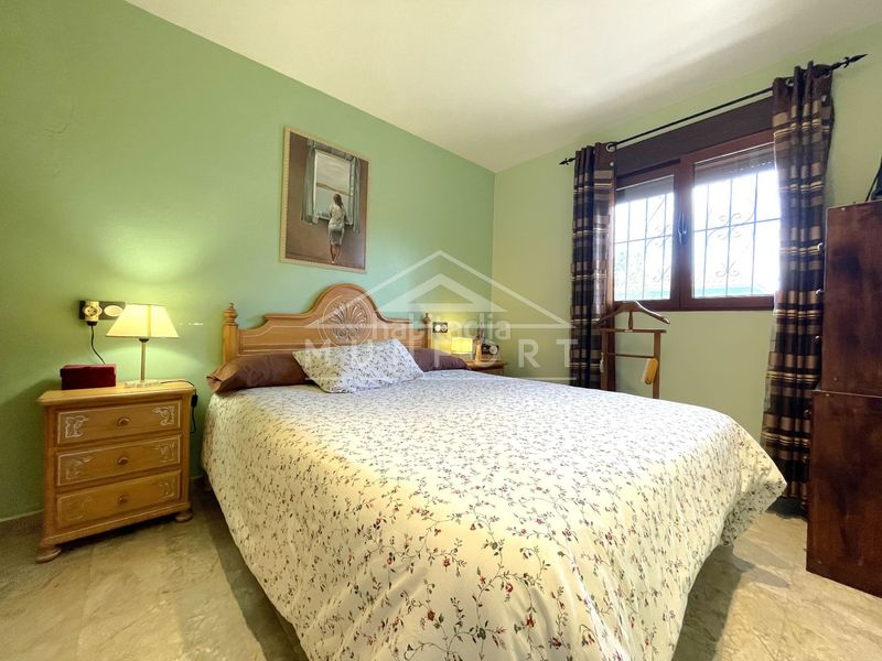 Foto beee399c-ae5e-4b1a-8d31-03b1640d26d6. Casa villa en los narejos con 5 dormitorios, piscina comunitaria y parcela de 117 msup2vivienda ref dh1765 dormitoriosjardiacuten de 11 en Alcázares (Los)