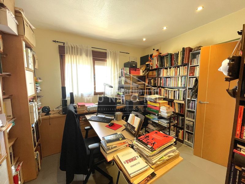 Foto f7efecf5-ffc7-4cbb-a453-356df5719a1b. Casa villa en los narejos con 5 dormitorios, piscina comunitaria y parcela de 117 msup2vivienda ref dh1765 dormitoriosjardiacuten de 11 en Alcázares (Los)