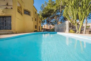 Casa in Villamartín-Las Filipinas. Ref jb018villa de 250 msup2 construidos, con 6 dormitorios y 4 b