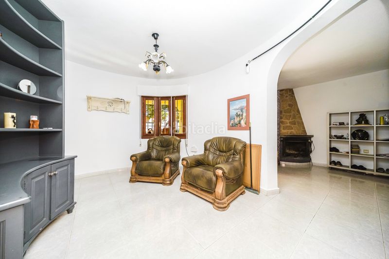 Foto 8ef56c5f-0895-4956-877c-1072fb27f9fe. Casa amb aparcament piscina a Villamartín-Las Filipinas Orihuela