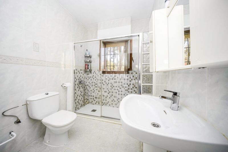 Foto d529d251-773f-47a8-9abc-4eb7afcb57b3. Casa amb aparcament piscina a Villamartín-Las Filipinas Orihuela