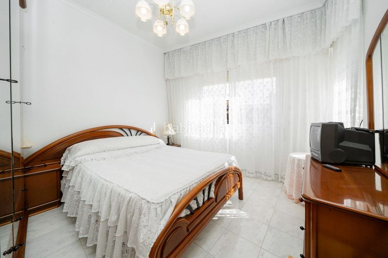 Foto b577a0e6-7862-4391-b8d5-890af2ea7957. Casa adossada a Centro Alcázares (Los)