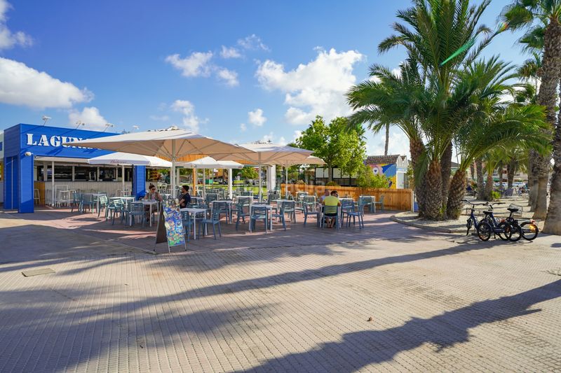 Foto f96ea312-b720-4f90-b98c-2f652dd3a2ac. Casa adossada a Centro Alcázares (Los)