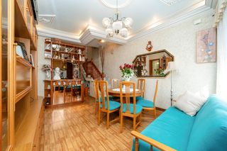 Casa a schiera in Centro. Ref aj054casa adosada 107 msup2 construidos, con 4 dormitorios y