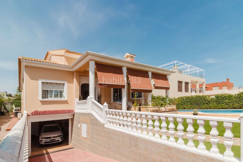 Foto 8fa43d2d-8f1d-481f-a5b0-17bc0dc1d786. Casa amb aparcament piscina a Cañada del Molino Torrevieja
