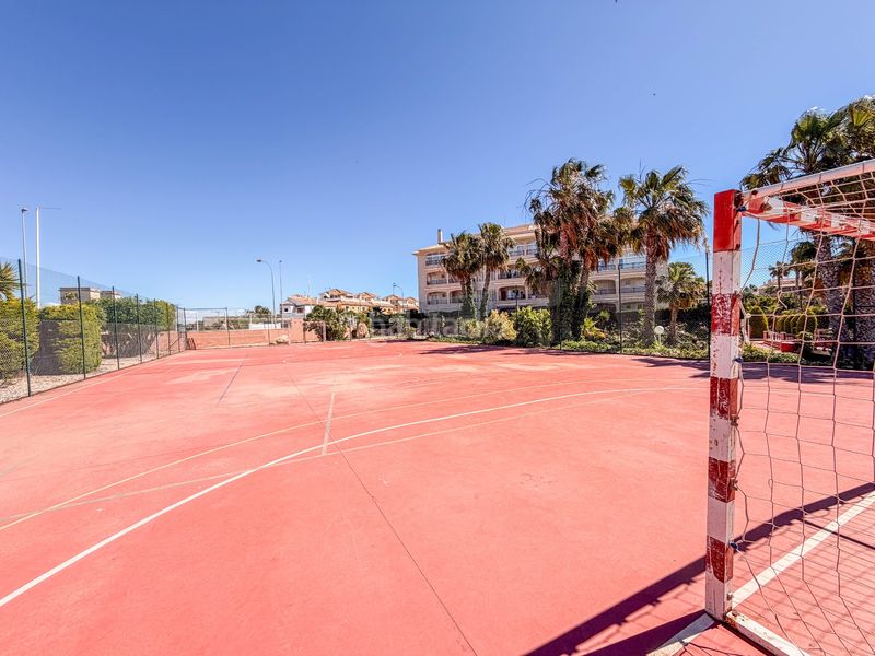 Foto 7b80833e-1334-4423-ba62-e1e1f3ef306a. Pis amb aparcament piscina a Playa Flamenca Orihuela