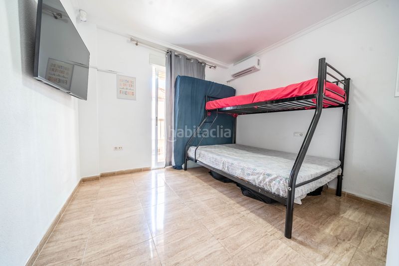Foto f45dcb88-8441-43a7-be88-052f812e7743. Edifici a Pilar de la Horadada ciudad Pilar de la Horadada