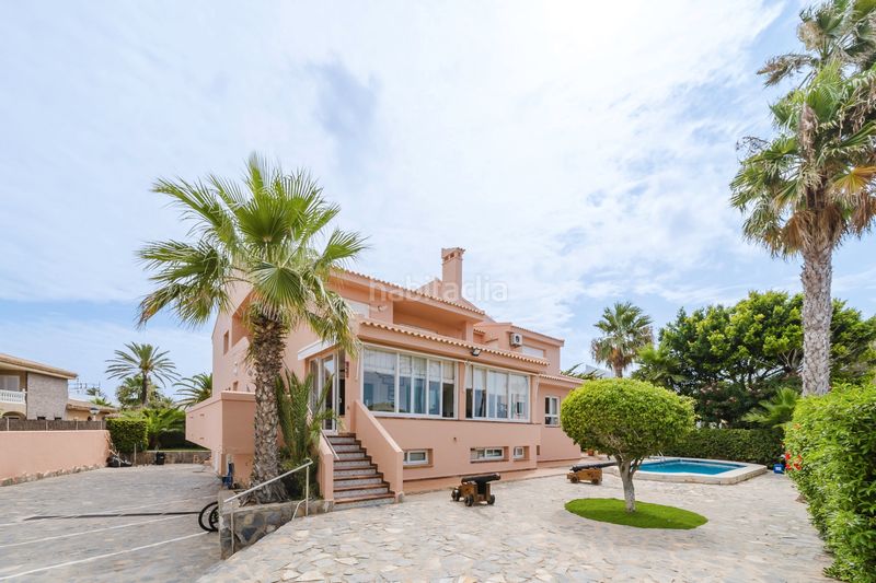 Foto 4ffae1f2-f963-4036-be47-6c1edced1c24. Casa amb calefacció aparcament piscina a Entremares Manga del Mar Menor (La)