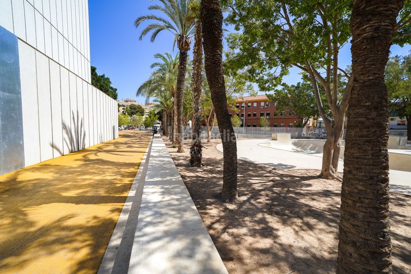 Foto 100b4016-7cfc-4e48-9364-923f820853bd. Casa adossada amb aparcament a Roldán Torre - Pacheco