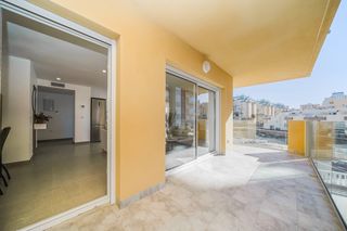 Appartement en Tom�s Maestre. Distribucioacuten amplia y funcionalalquiler vacacional en la ma
