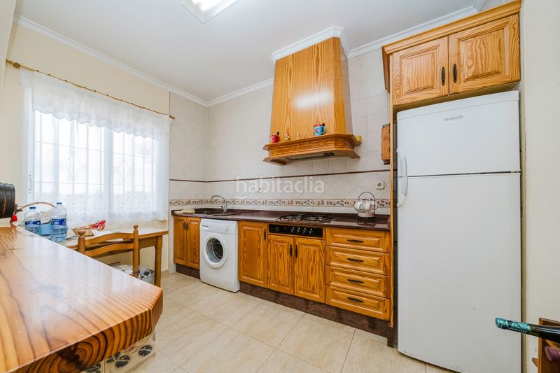Foto a74cdab1-7316-4b28-b6eb-548d26ffffbd. Casa amb aparcament a Rojales