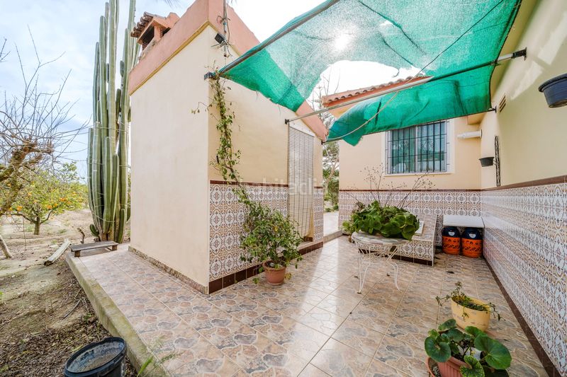 Foto d1cb64f7-ed4d-42ac-b008-b3fc9108d8bb. Casa amb aparcament a Rojales