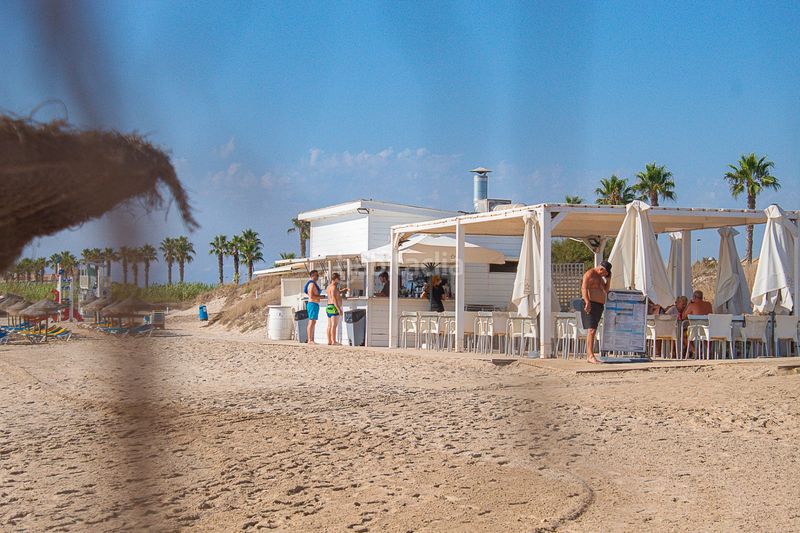 Foto 3d04655d-c796-4c2c-8651-602a920f9848. Apartament amb aparcament a Playa Flamenca Orihuela