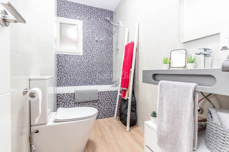 Foto 769141c8-cb38-49f2-a118-d1bf474e8192. Apartament amb aparcament a Playa Flamenca Orihuela