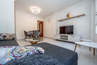 Apartament a Los Cuarteros. Oportunidad de inversioacuten apartamento en planta baja a 400 m