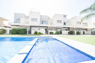 Location Maison jumelée à Santiago de La Ribera. Distribucioacuten coacutemoda y funcionalalquiler vacacional en