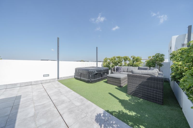 Foto a32f485d-a261-45ab-9f20-72805df5a7a1. Casa amb aparcament piscina a Roldán Torre - Pacheco