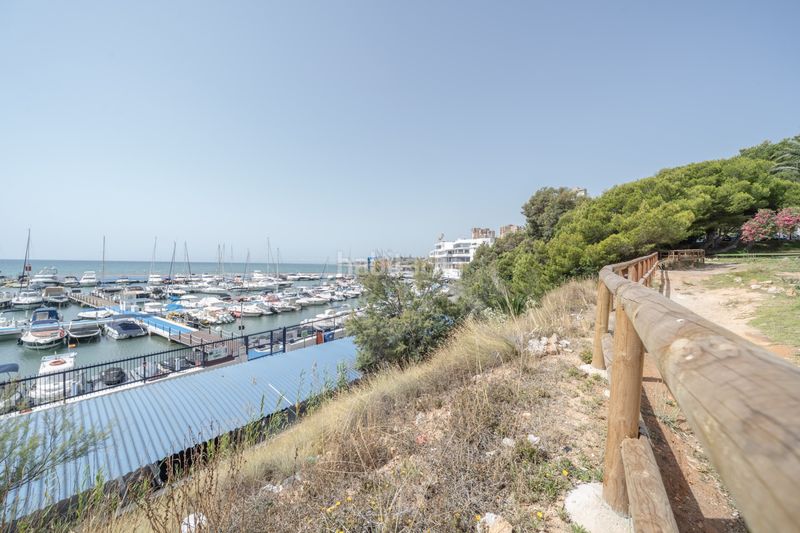 Foto ad3ef6b3-c0e0-4b3a-8a36-5bc5624593c4. Àtic amb aparcament piscina a Campoamor Orihuela