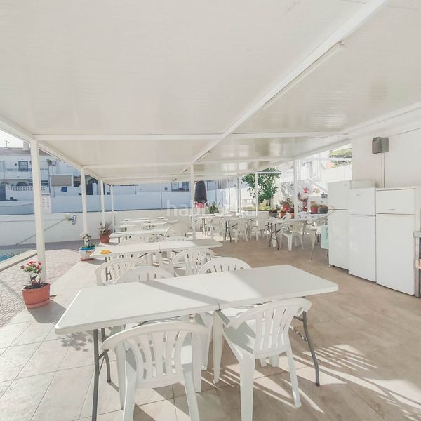 Foto 066e1a77-89c4-4a15-895b-1a29e7683963. Casa adossada amb piscina a Torreblanca Torrevieja