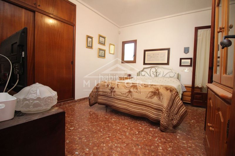Foto 6d8b1b85-e23c-463f-9250-46a81c41f43e. Casa amb piscina a Campoamor Orihuela
