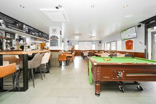 Local Comercial a San Pedro del Pinatar. Ref dh248local comercial de 156 msup2 construidos, con 2 bantild